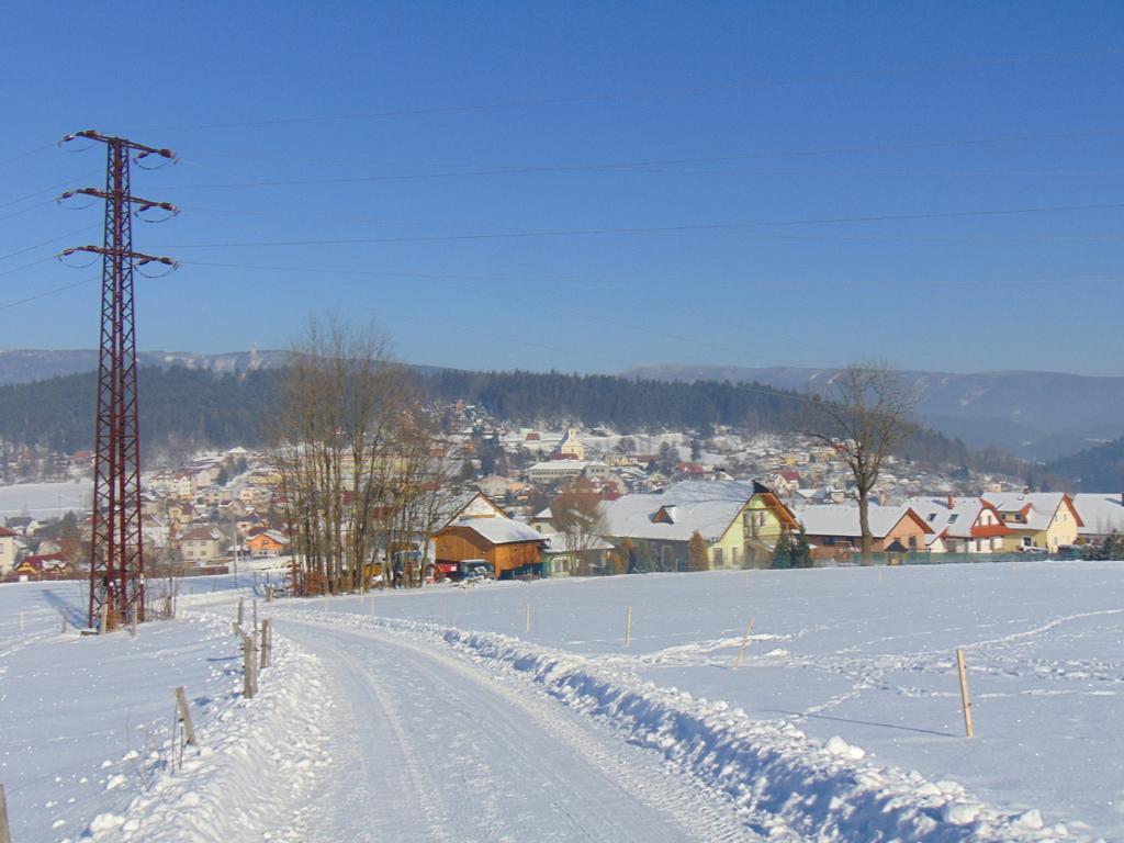 Penzion A Restaurace Na Salasi Hutisko Экстерьер фото